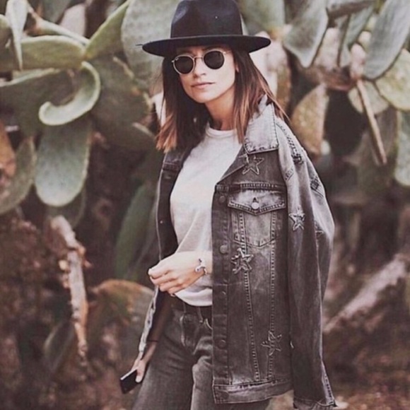 Rails Star Patch Denim Jacket - Picture 6 of 9